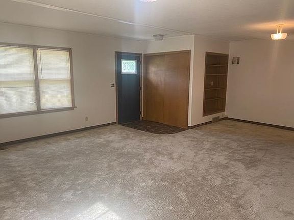 3rd image of 1336 N B St
