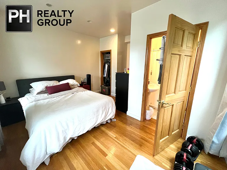 49 Pearl St #1 — Photo 13