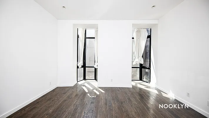 Rented by Nooklyn NYC LLC | media 15