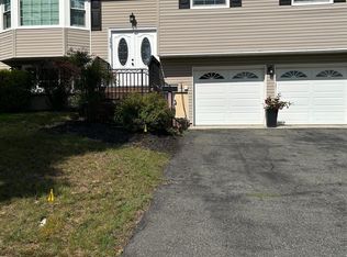 177 S Moetz Dr, Milltown, NJ 08850