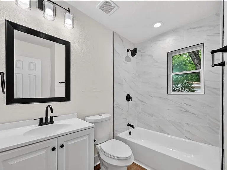 10404 Joaquin Dr #10402 — Photo 9