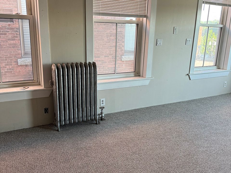 2nd image of 20 Main St #5