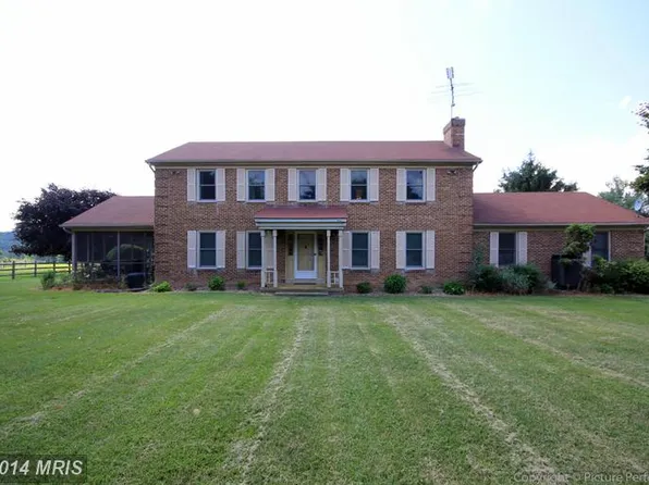 9804 Doctor Perry Rd, Ijamsville, MD 21754