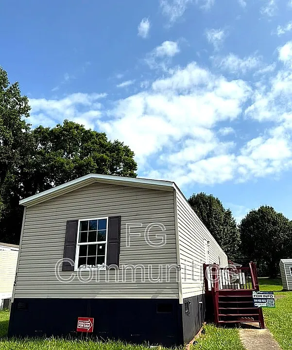 112 Cloverleaf Ct