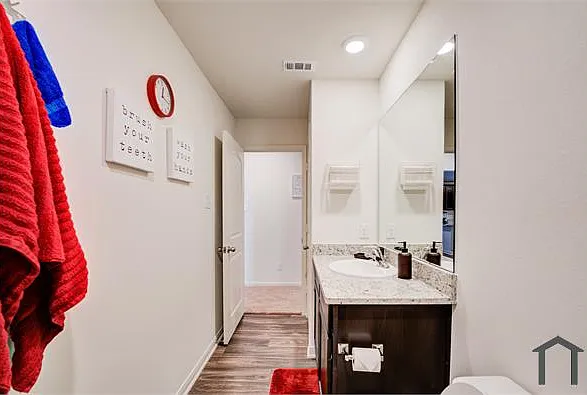 7289 Jebson Pass — Photo 24