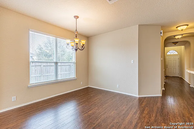 9023 Hubbard Hl — Photo 14