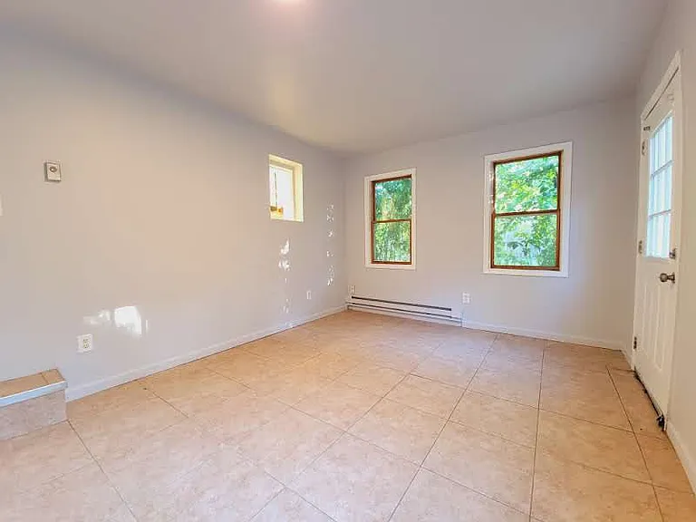 18223 Lathers St — Photo 13