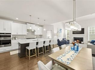 100 Winding Ridge Way #100, Danbury, CT 06810