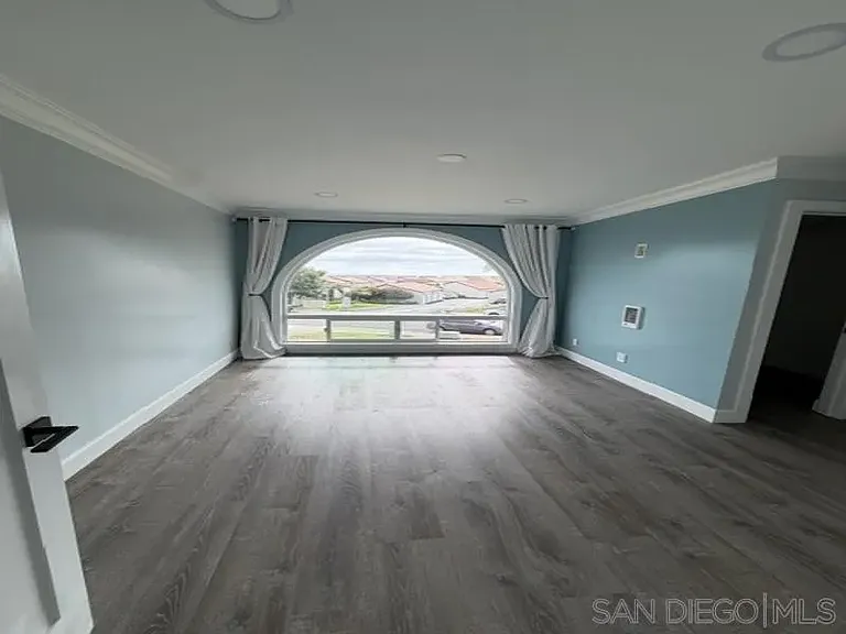 6675 Paseo Del Norte #A — Photo 11