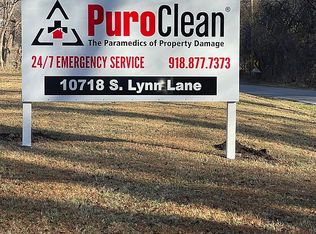 10718 S Lynn Lane Rd E, Broken Arrow, OK 74011