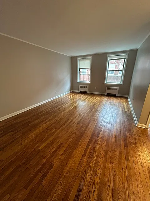 147 Vose Ave — Photo 2