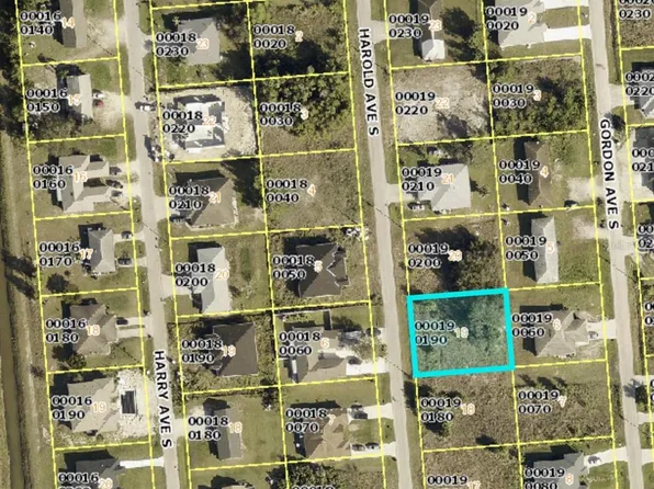 1121/1123 Harold Ave S #19, Lehigh Acres, FL 33973