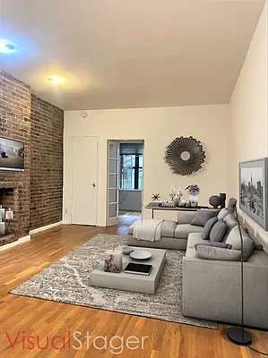 Rented by CitySites Real Estate Group | media 9