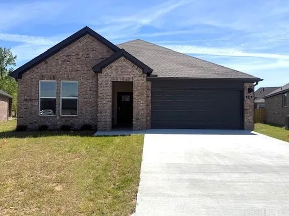 321 Cain Trl, Maumelle, AR 72113