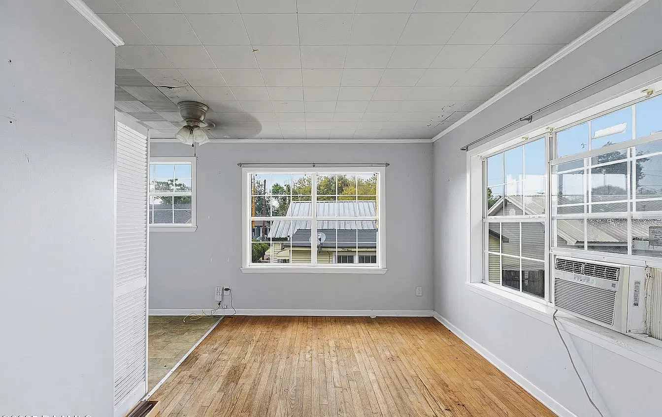 1 bed, 700 sqft, $750 — Photo 2
