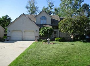 6728 Sweet Bush Ct, Sylvania, OH 43560