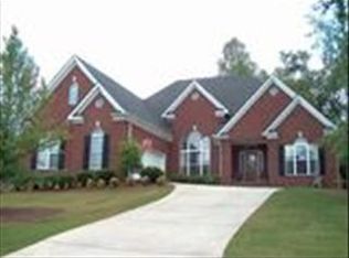 541 Chesterfield Rd, Bogart, GA 30622