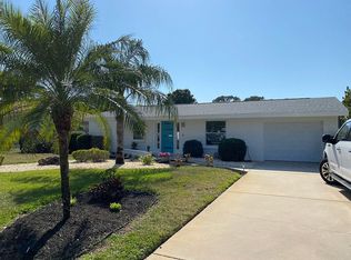 1112 Riviera St, Venice, FL 34285