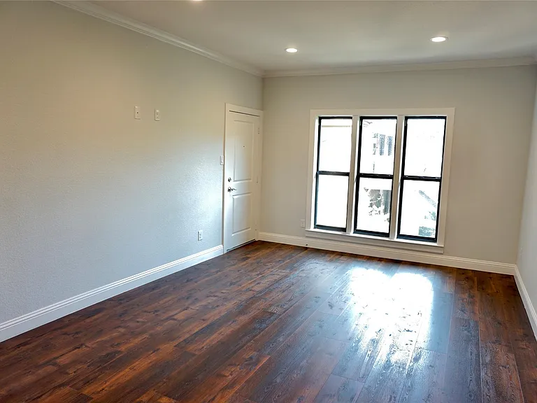 10730 Park Village Pl #C — Photo 5
