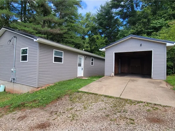 306 Holly St, Marietta, OH 45750