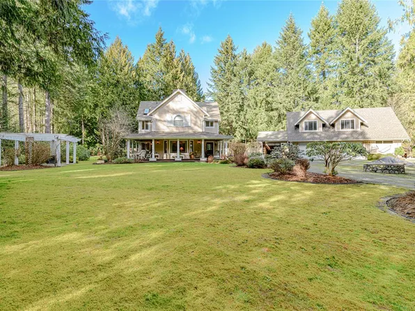 1753 Peerless Rd, Shawnigan Lake, BC V0R 1L6