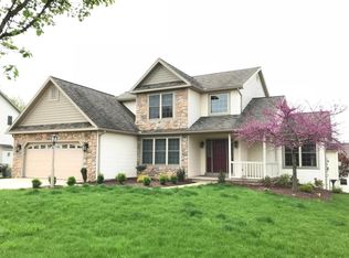 12 Crestview Dr, Milton, PA 17847