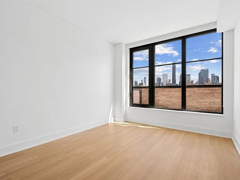 499 President St #914 — Photo 15