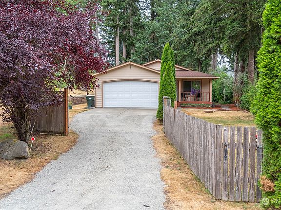 5th image of 16718 Nana Court SE