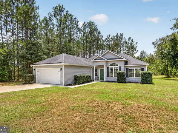 221 Stillwater Dr, Statesboro, GA 30461