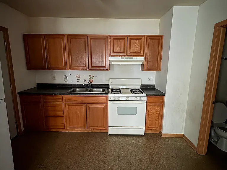 409 State St #2F — Photo 8