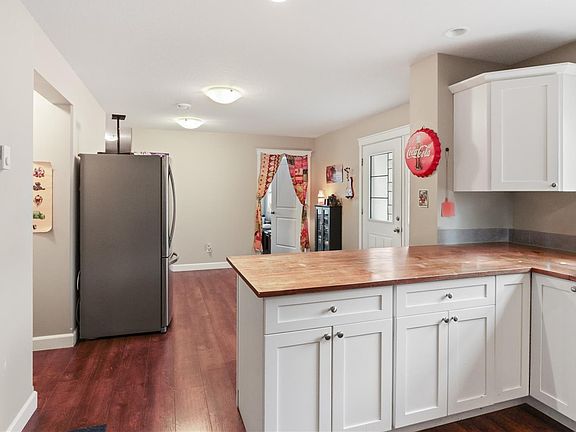 5th image of 648 Alyssa Pl