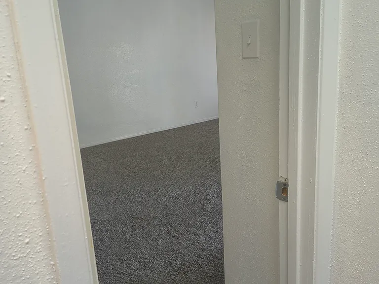 6633 W Airport Blvd — Photo 21