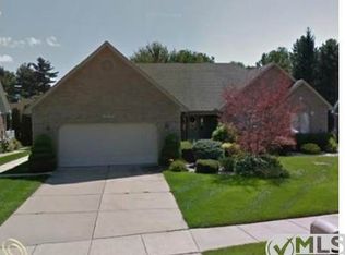 14616 Pear Tree Ln, Sterling Heights, MI 48313