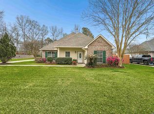 27020 Gaylord Rd, Walker, LA 70785