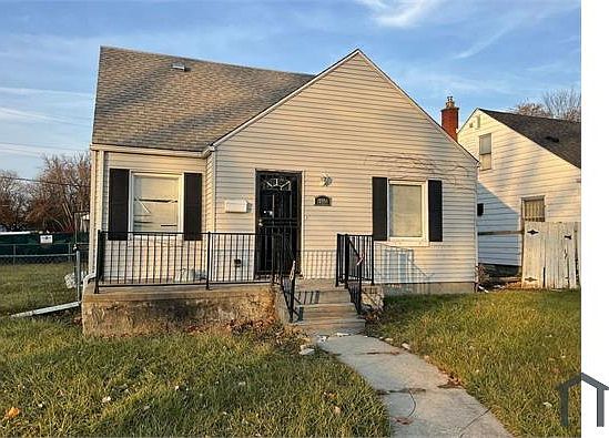 1st image of 18550 Margareta St