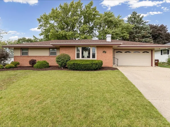 10 Prospect Ct, Stillman Valley, IL 61084