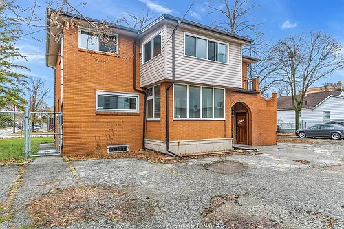 509 Aylmer Ave #MAIN Photo 1