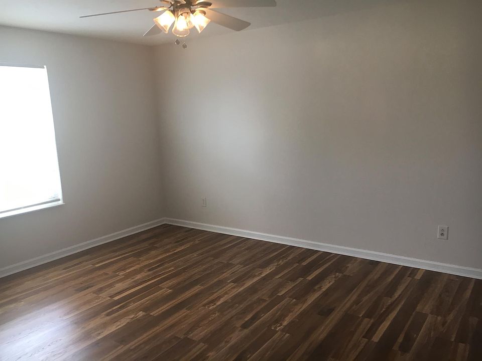 1st image of 419 Vernon Pl