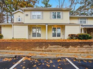 6822 Glenridge Dr APT D, Sandy Springs, GA 30328