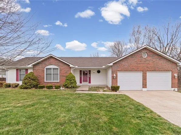 308 W Dauxville Dr, Richmond, MO 64085