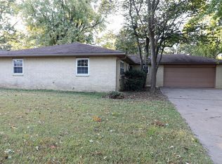 3211 Wayside Dr, Bartlesville, OK 74006