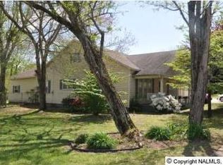 654 N Main St, Arab, AL 35016