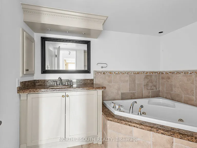 215 Wynford Dr #2802 — Photo 23