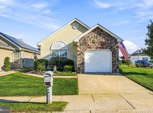 2 Madison Ct, Edgewater Park, NJ 08010