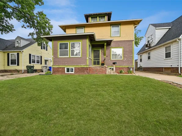 115 17th St SW, Cedar Rapids, IA 52404