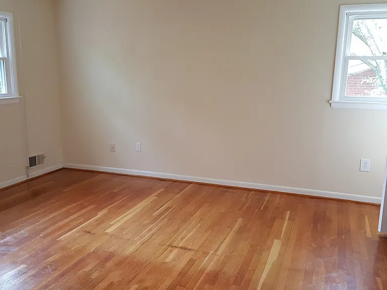 11801 Milbern Dr — Photo 8