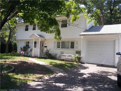 3 Greenbrier Dr, West Hartford, CT, 06117