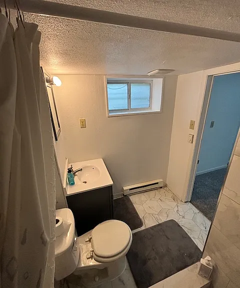 815 College St N — Photo 18