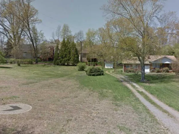 8163 Nubbin Ridge Dr, Knoxville, TN 37919
