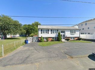 35 Blaney St, Revere, MA 02151
